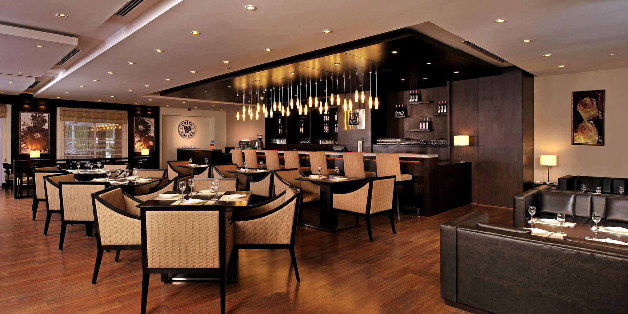 Hotel Fairfield By Marriott Bengaluru Whitefield Exterior foto