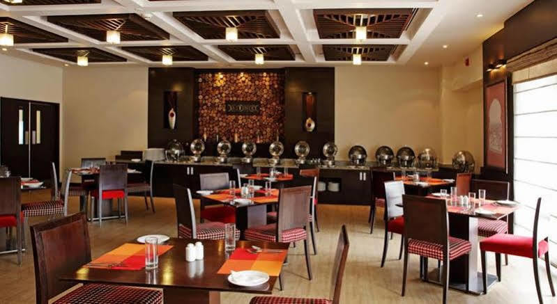 Hotel Fairfield By Marriott Bengaluru Whitefield Exterior foto